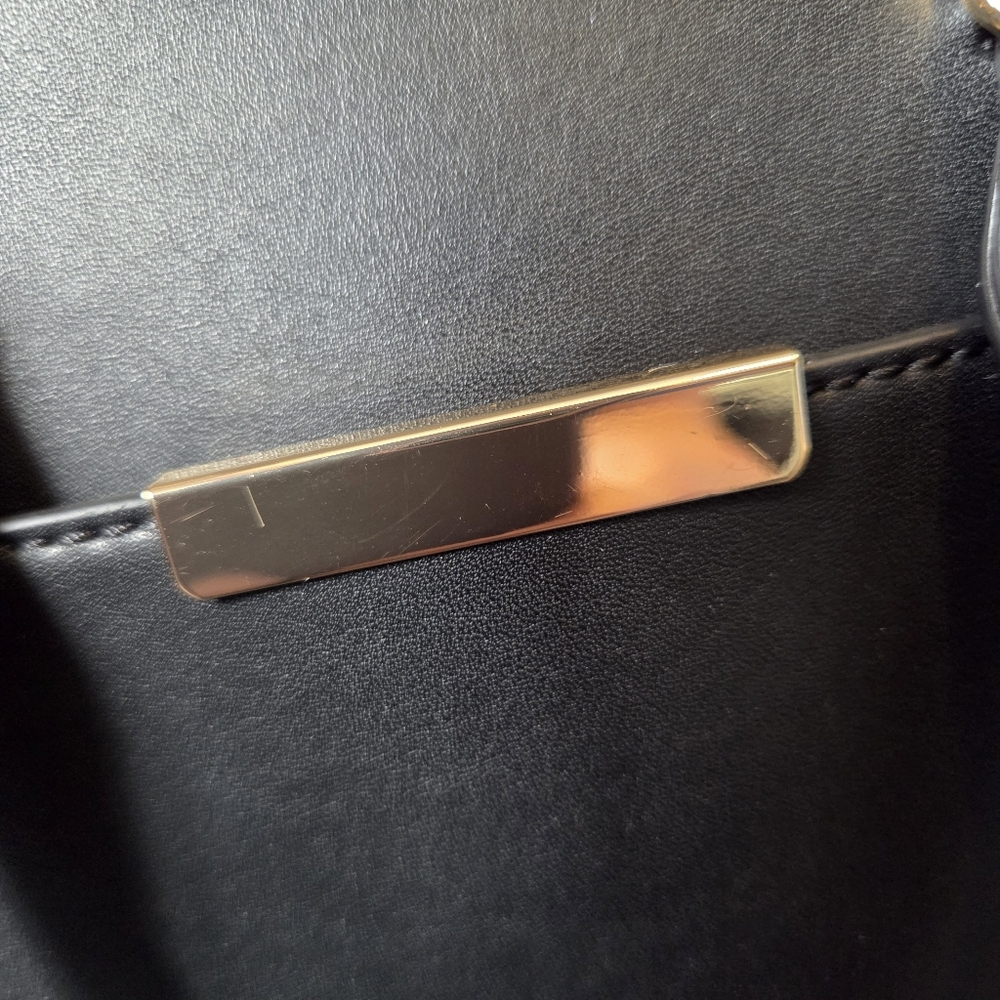 A New Day Round Crossbody Bag - Picture 10 of 13